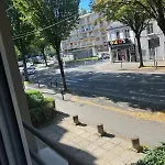 Bien Situe - Proche Centre Bd Jules Verne 公寓 *