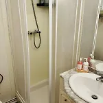 Bien Situe - Proche Centre Bd Jules Verne *