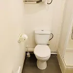 Bien Situe - Proche Centre Bd Jules Verne *