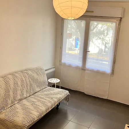 Bien Situe - Proche Centre Bd Jules Verne Διαμέρισμα *