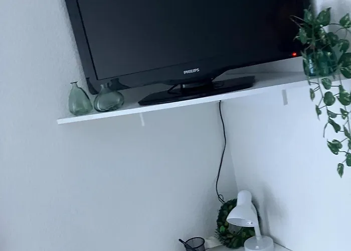 Bien Situe - Proche Centre Bd Jules Verne *