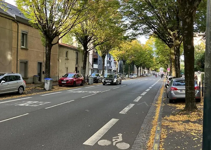 Bien Situé - Proche Centre Bd Jules Verne Nantes